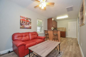 Attractive Suite by Memorial City Mall, W Houston